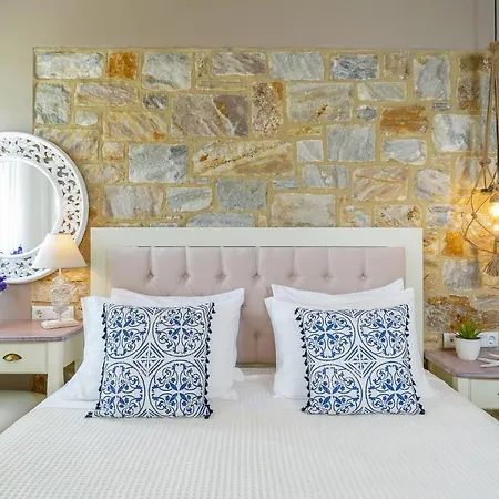 Anastasia Hotel *